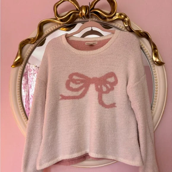 Happily Grey bow fleece long sleeve sweater NWOT 🎀 (Loveshackfancy vibes)🎀 - Picture 2 of 6